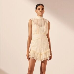 Elegant Cream Sleeveless Dress